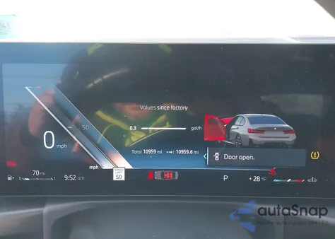 2025 BMW 330I xDrive z USA, uszkodzony, nr VIN 3MW89CW07S8F05248